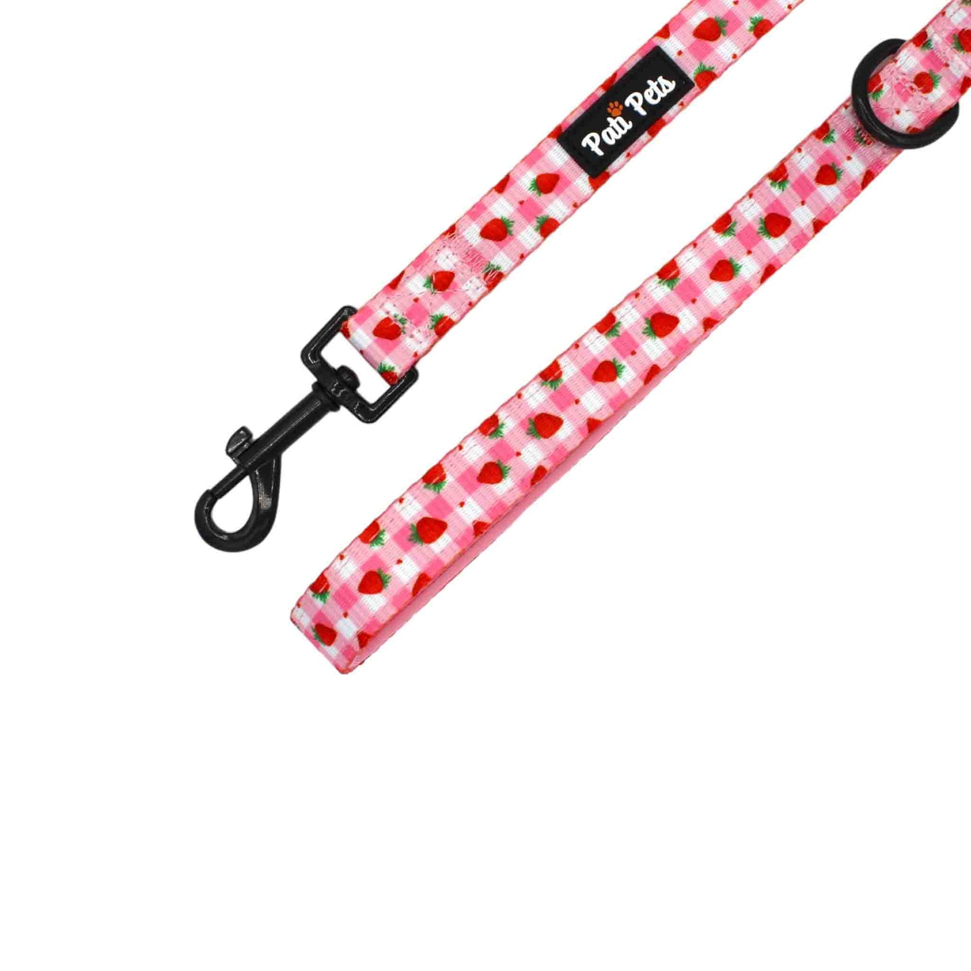  attachable dog leash pink and white with strawberries